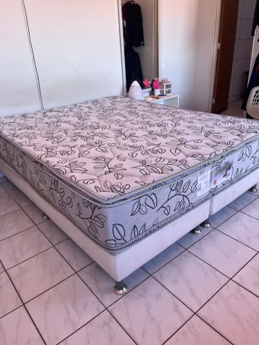 Cama : base box + colchão queen ( ONIX Libre molas ensacadas )