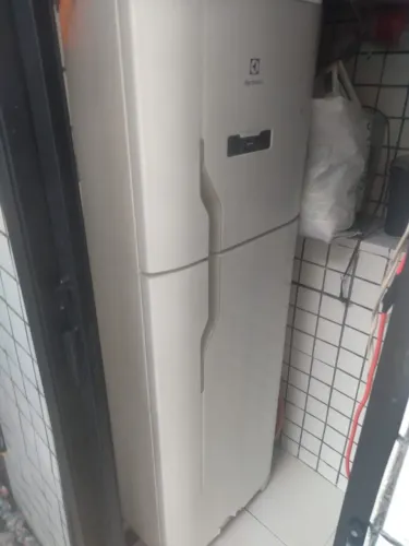 Geladeira Electrolux Frost Free 371L Função Drink Express Duplex Branca DFN41 (Usada)