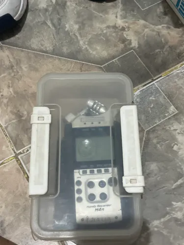 Gravador Digital Portátil Zoom H4n Handy Recorder - Apenas Aparelho
