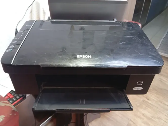 Impressora Epson Stylus TX 115. Leia a descrição.