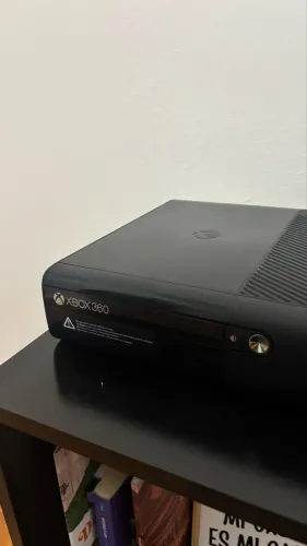 Xbox 360 desbloqueado + Controle original