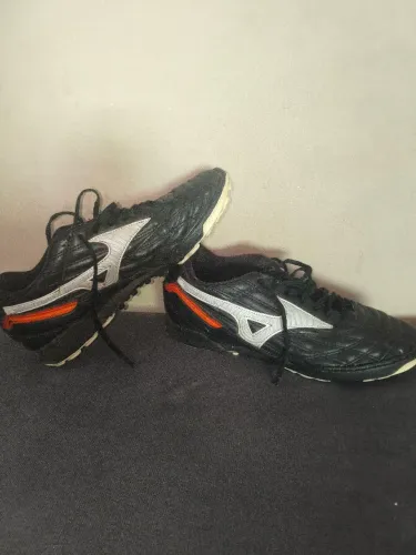 Chuteira Mizuno Morelia society antiga