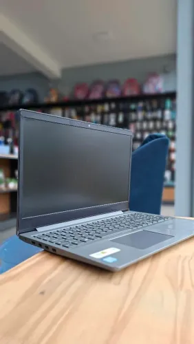 Notebook Lenovo i5 256Gb ssd