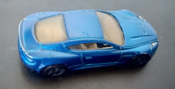 Hot Wheels - R6459 Aston Martin