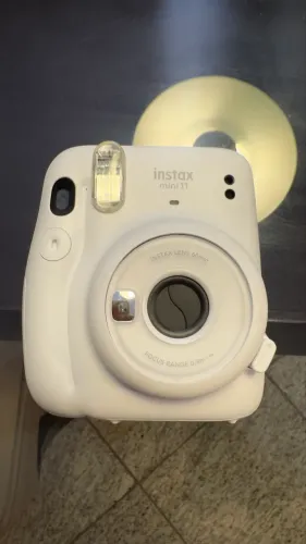 Fuji Film Instamax 11 branca ou preta