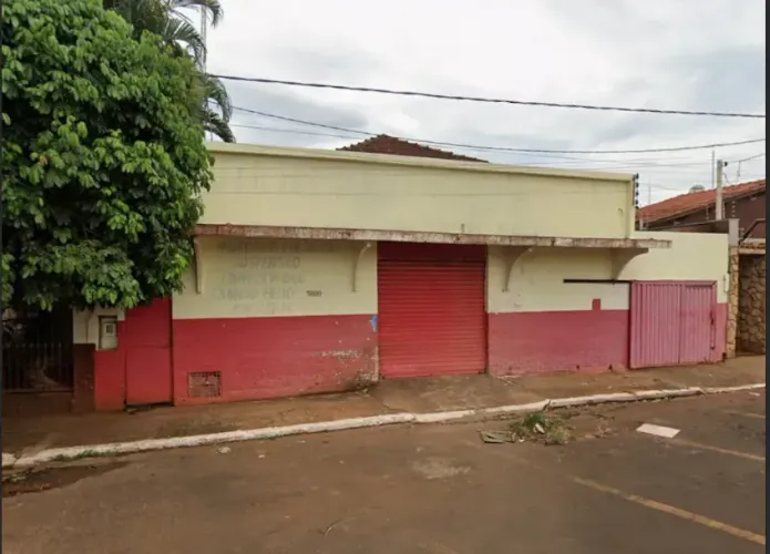 Imóvel para venda com 450 metros quadrados em Centro - Igarapava - SP