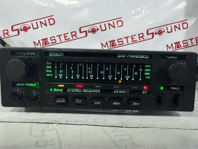 Auto radio com Bluetooth Bosch San Francisco seminovo na oferta só 650,00