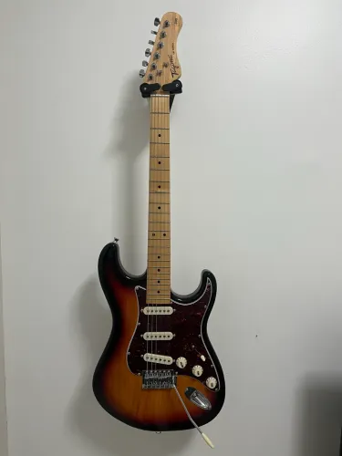 Tagima Stratocaster Tg 530 em excelente estado !!
