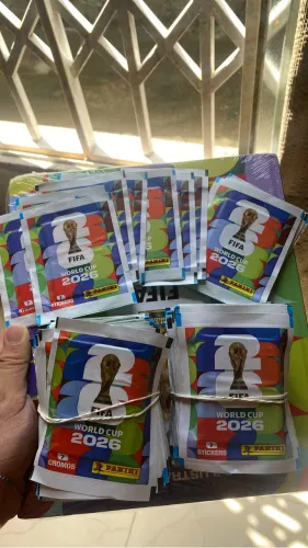 Pacote da figurinha da copa do mundo de 2026