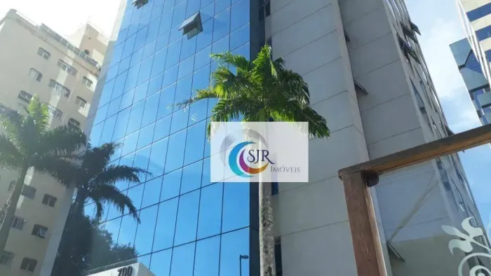 Conjunto comercial de 320 m² com 8 vagas em Pinheiros