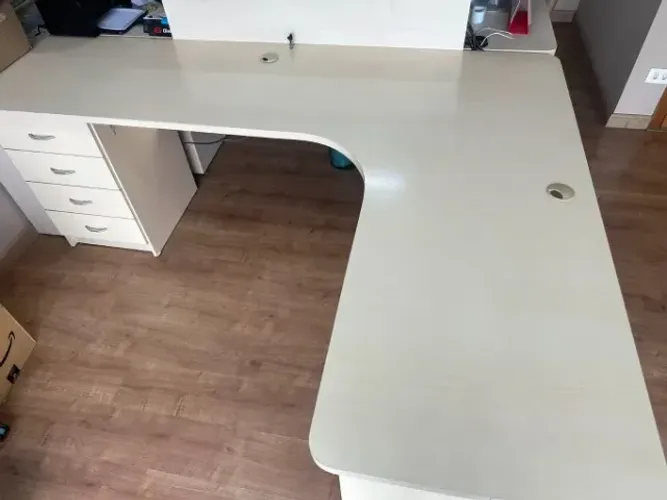 Mesa de escritorio diretoria grande em L com 4 gavetas super novo com tampo engrossado