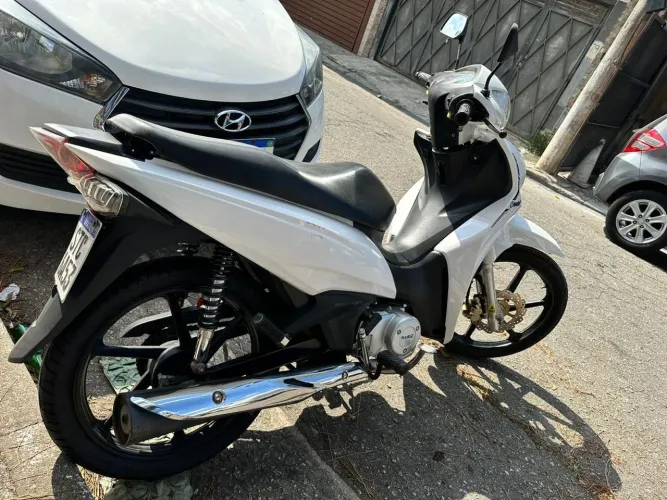 Troco moto por PC