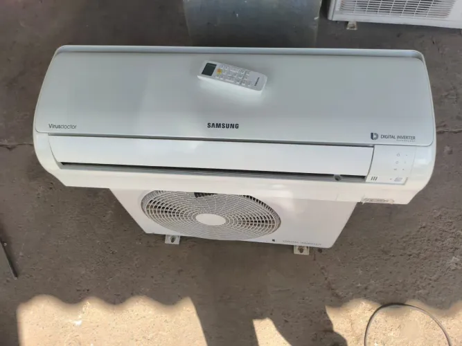 Vendo ar condicionado Samsung 12 mil BTUs 1900 instalado em ótimo estado