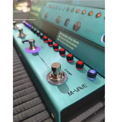 Pedaleira de Guitarra Multi Efeitos Tank G 