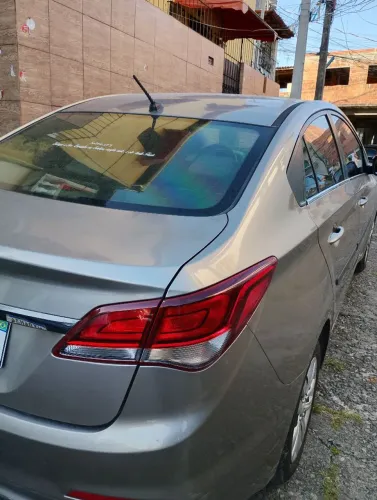 Hyundai HB20S C.plus/c.style1.0 Flex 12V Mec. 4P 2019