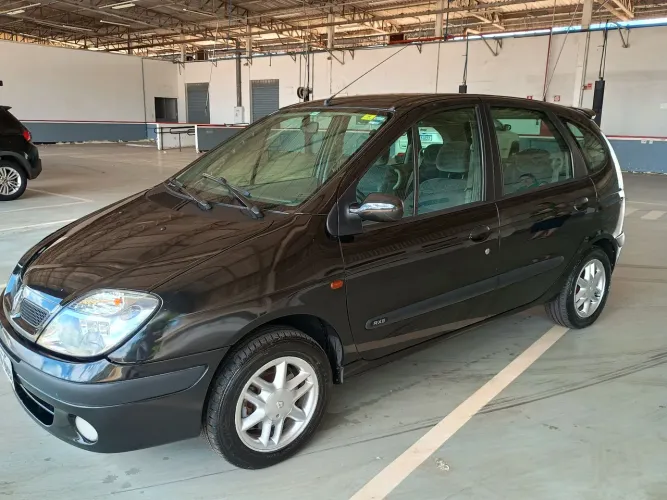 Renault Scenic Rxe/ Privilège 2.0 16V 5P Mec. 2002
