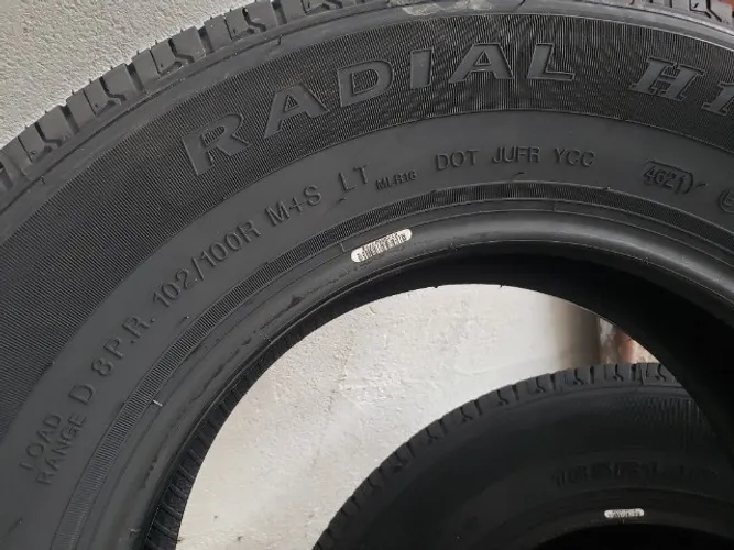 Pneu aro 14 185 R14 102/100 8 lonas Kombi novo original com garantia e NF 
