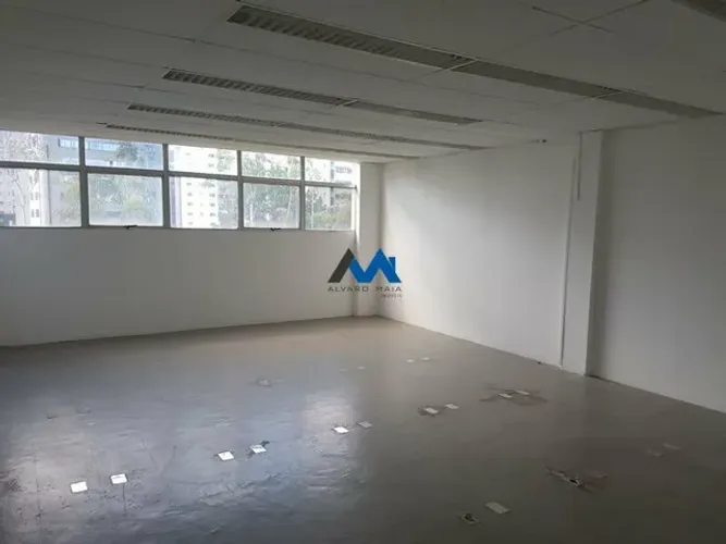 Sala para alugar em Nova Lima/MG