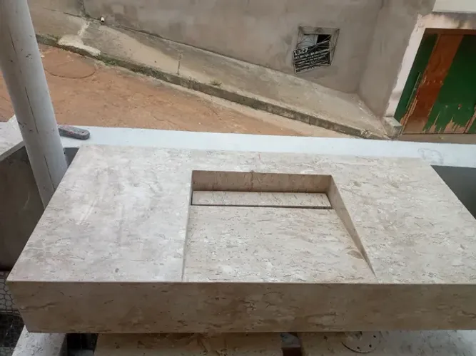 Tudo em mármore e granito