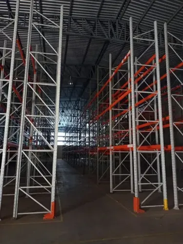 2400 posições Porta Pallets