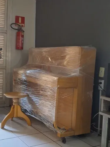 PIANO CENTENÁRIO PARA CONSERTO