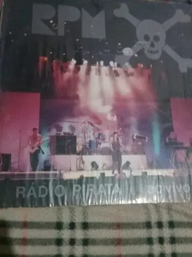 Disco de Vinil RPM (Radio Pirata)