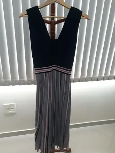 Vestido tam P R$ 30 cada