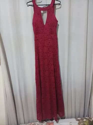 Vestidos de festa semi novos