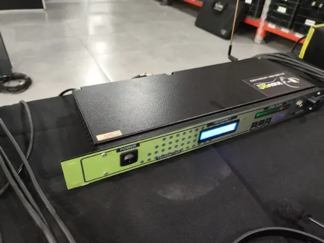 TRANSMISSOR FM SLIM