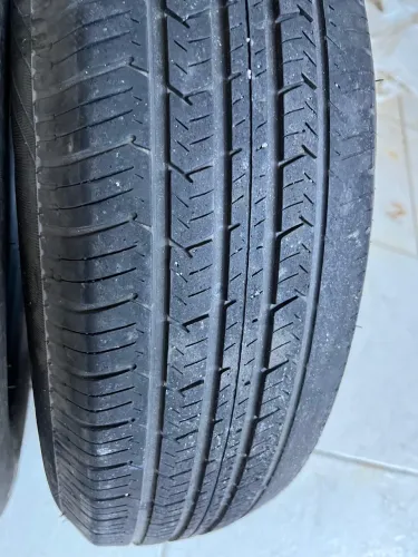 Pneu meia vida aro 14 