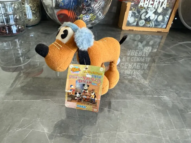 Pelúcia Pluto da Sega - Coleção Mickey & Friends