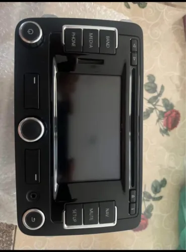 Vendo multimídia Jetta 2012