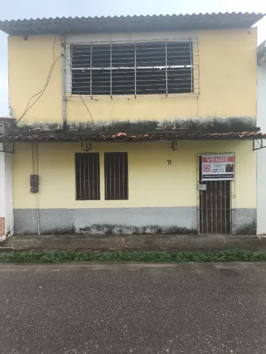 Moura Gestor Imobiliário Vende Uma Casa na Rua Parabor, Guanabara, Ananindeua, Pa