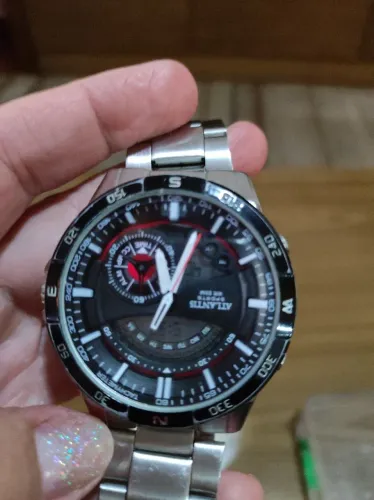 Relógio Atlantis 200 reais perfeito estado 