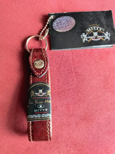 Chaveiro mitty legítimo 
