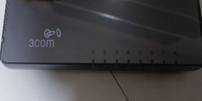Switch de Rede 3Com 8 Portas