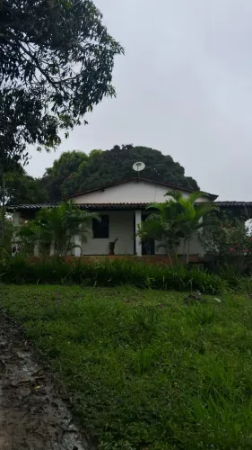 SITIO  TOP  10  HA  LOCALIZAÇAO  PRIVILEGIADA.