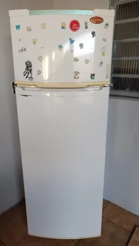 Geladeira Consul 334l - defeito - não gela