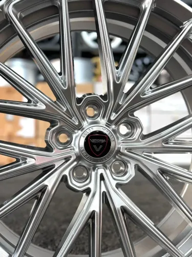 rodas Vittoria aro 19 Furação 5X112 TalA 8.5
