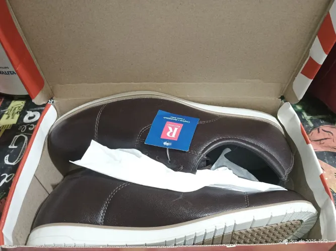 Novo; Sapato Ravinno 41 cor café + Brinde