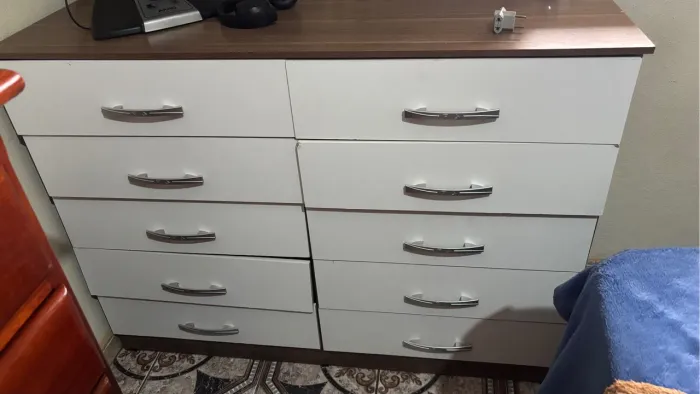 Cômoda para quarto com 12 gavetas 