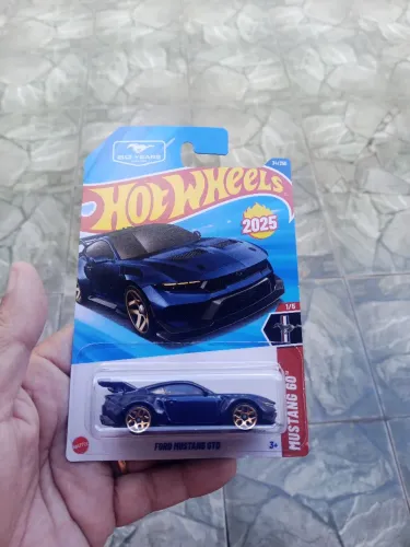 Carrinho Hot Wheels 1:64 Ford Mustang Gtd JBB93 Mattel