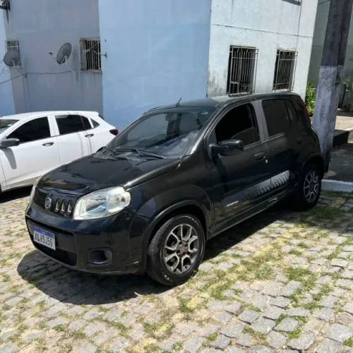 Fiat Uno Sporting 1.4 EVO Fire Flex 8V 4P 2013