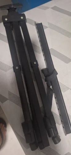 Cavalete metal ajustavel