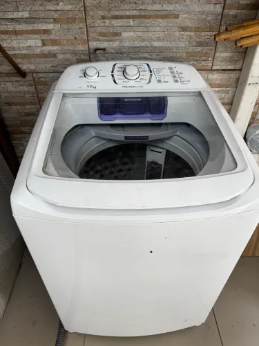 MAQUINA DE LAVAR ELECTROLUX 17kg premium care
