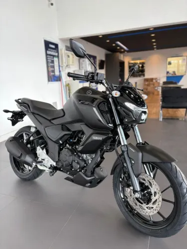 Fz15 2026 pronta entrega / Vendedora Paula
