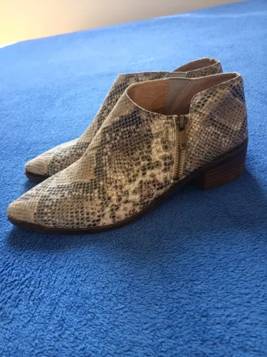 Bota feminina cobra