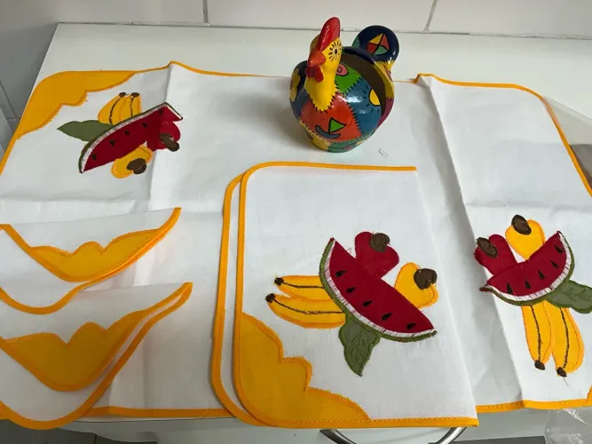 Jogo de 4 Peças para Mesa de Jantar - Frutas