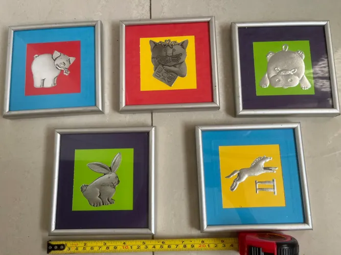 05 quadros moldura prateada e vidro infantil decoração