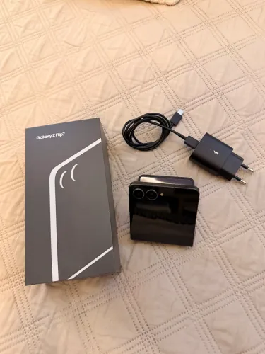 Galaxy Z Flip 7 - Preto - 512GB